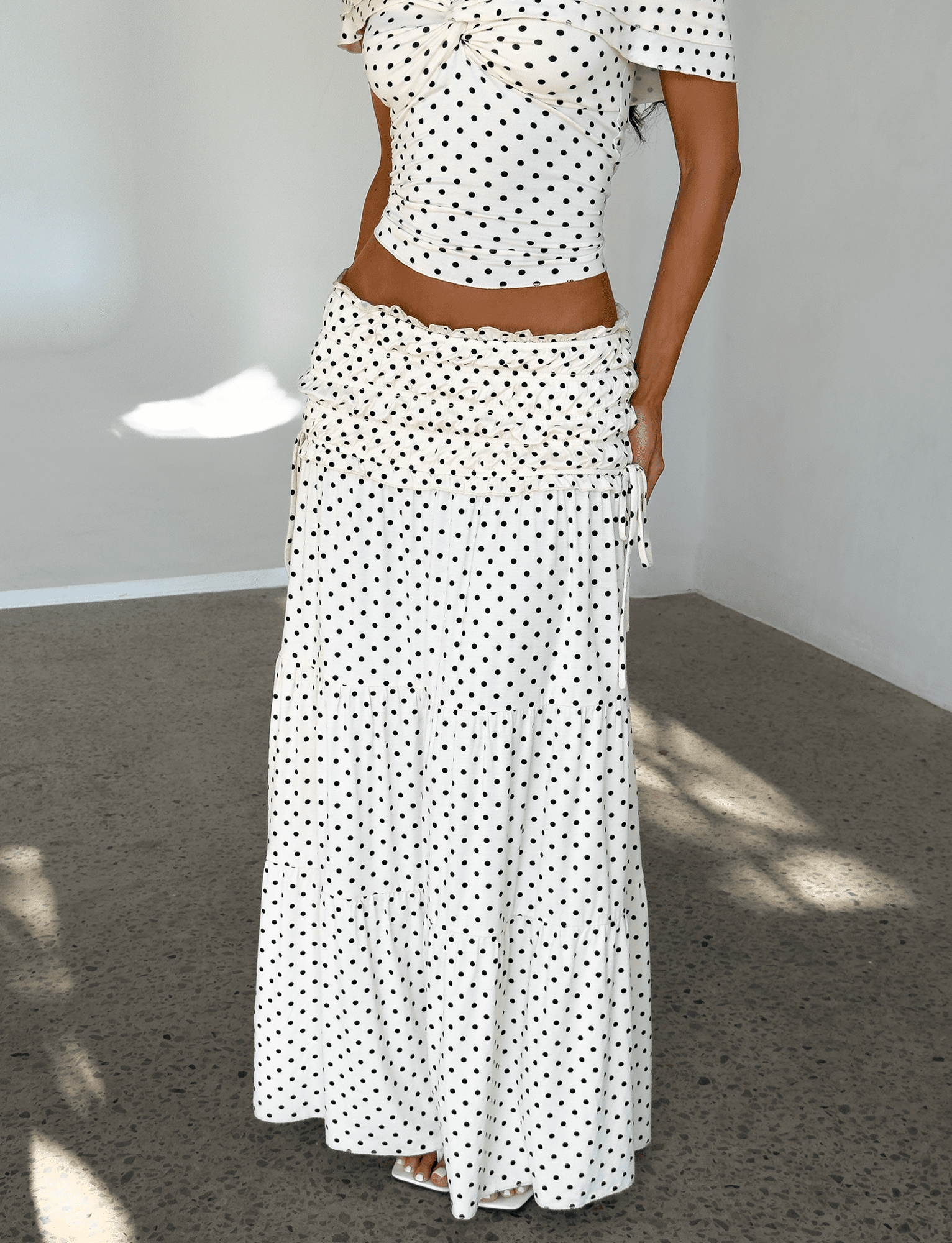 TM14426_DENALI_TOP_WHITE_POLKA_TM14427_DENALI_MAXI_SKIRT_WHITE_POLKA-_10of15_12e0848a-5f03-4dcd-bab6-7afe2779082b.png