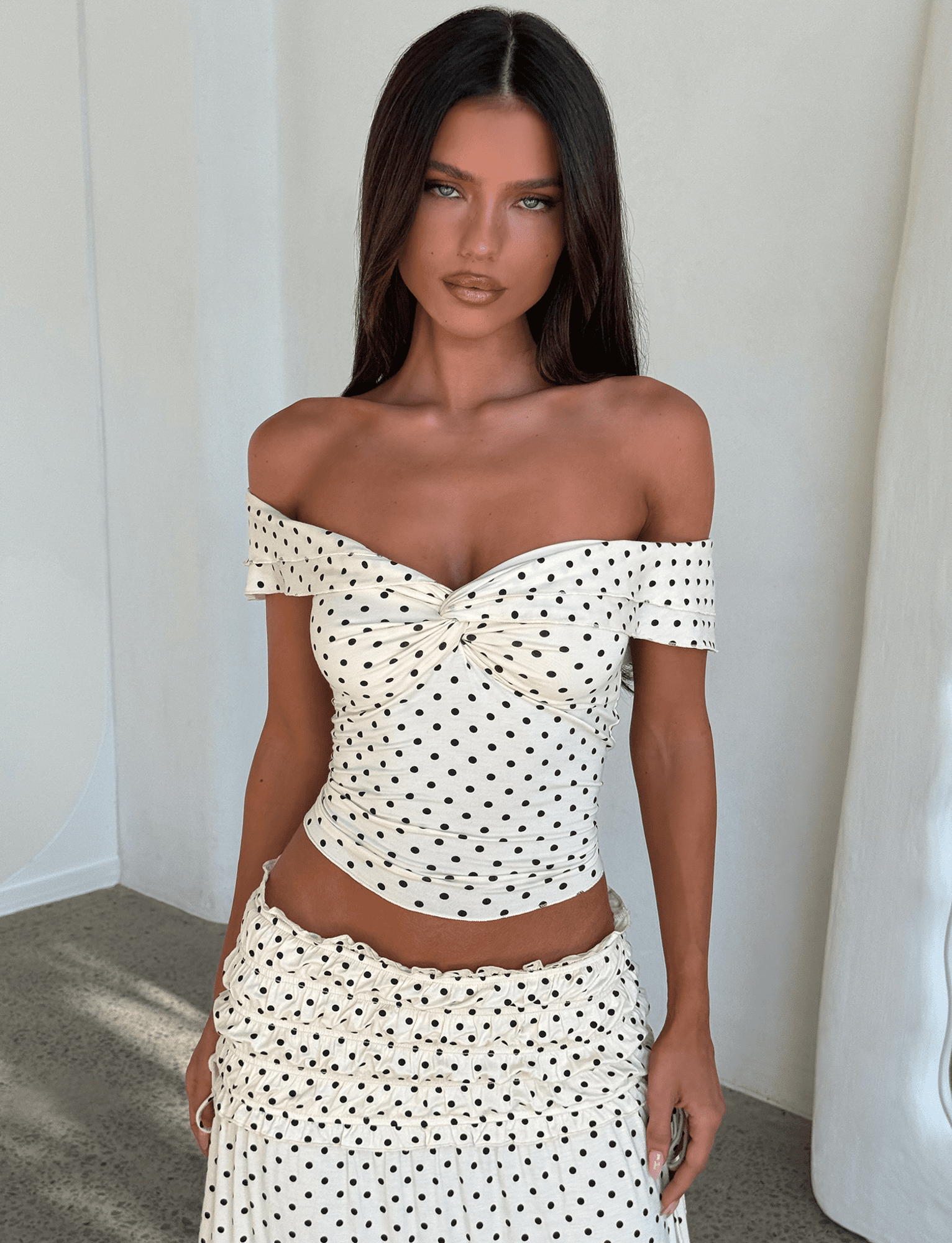 TM14426_DENALI_TOP_WHITE_POLKA_TM14427_DENALI_MAXI_SKIRT_WHITE_POLKA-_8of15_29db7d70-9a43-408e-ada3-3f7b118791d1.png