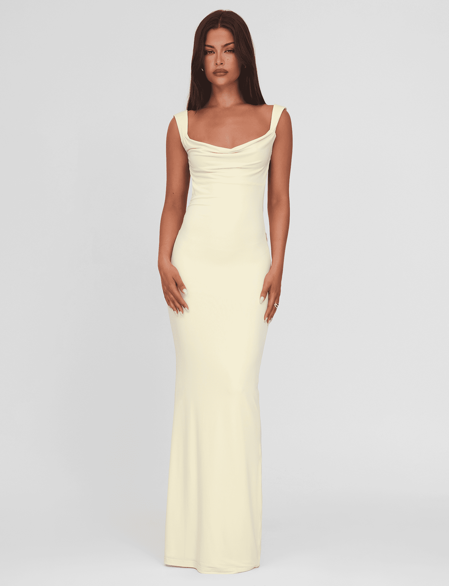 TM15138_ZITA_DRESS_YELLOW_1of6.png