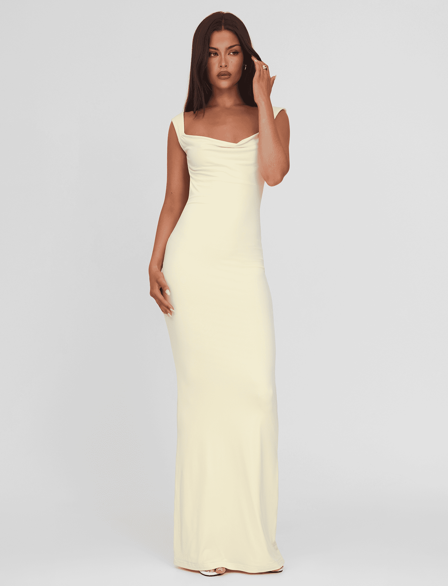TM15138_ZITA_DRESS_YELLOW_2of6.png