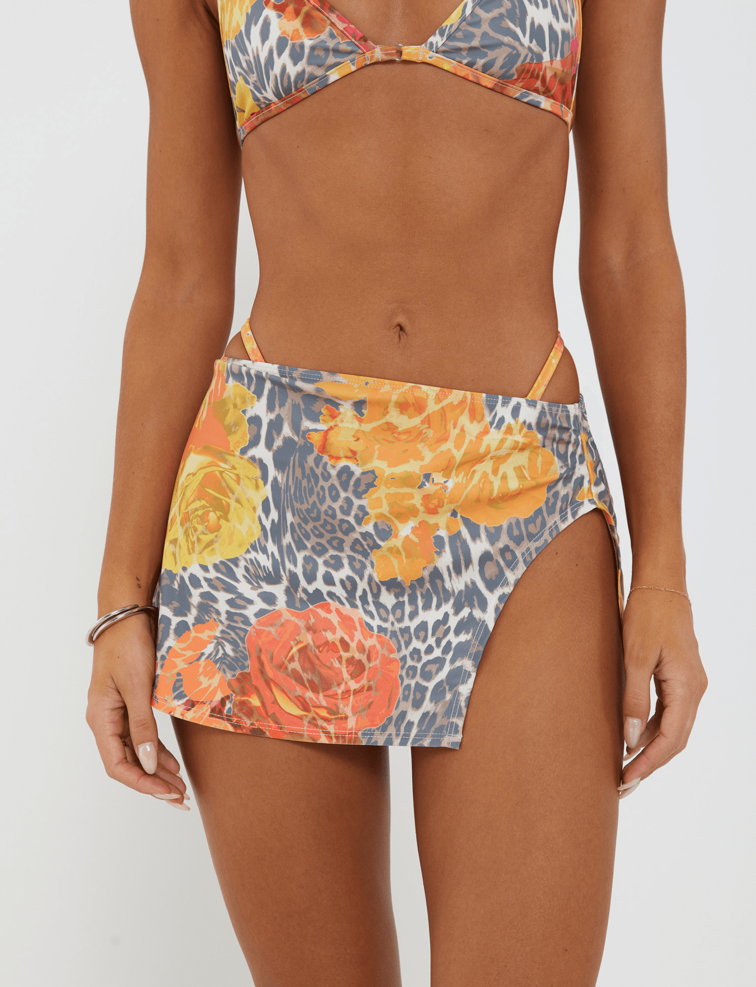 TM15819-MUL-17-DIANATWO-PIECEBIKINIBOTTOM-MULTI5.png