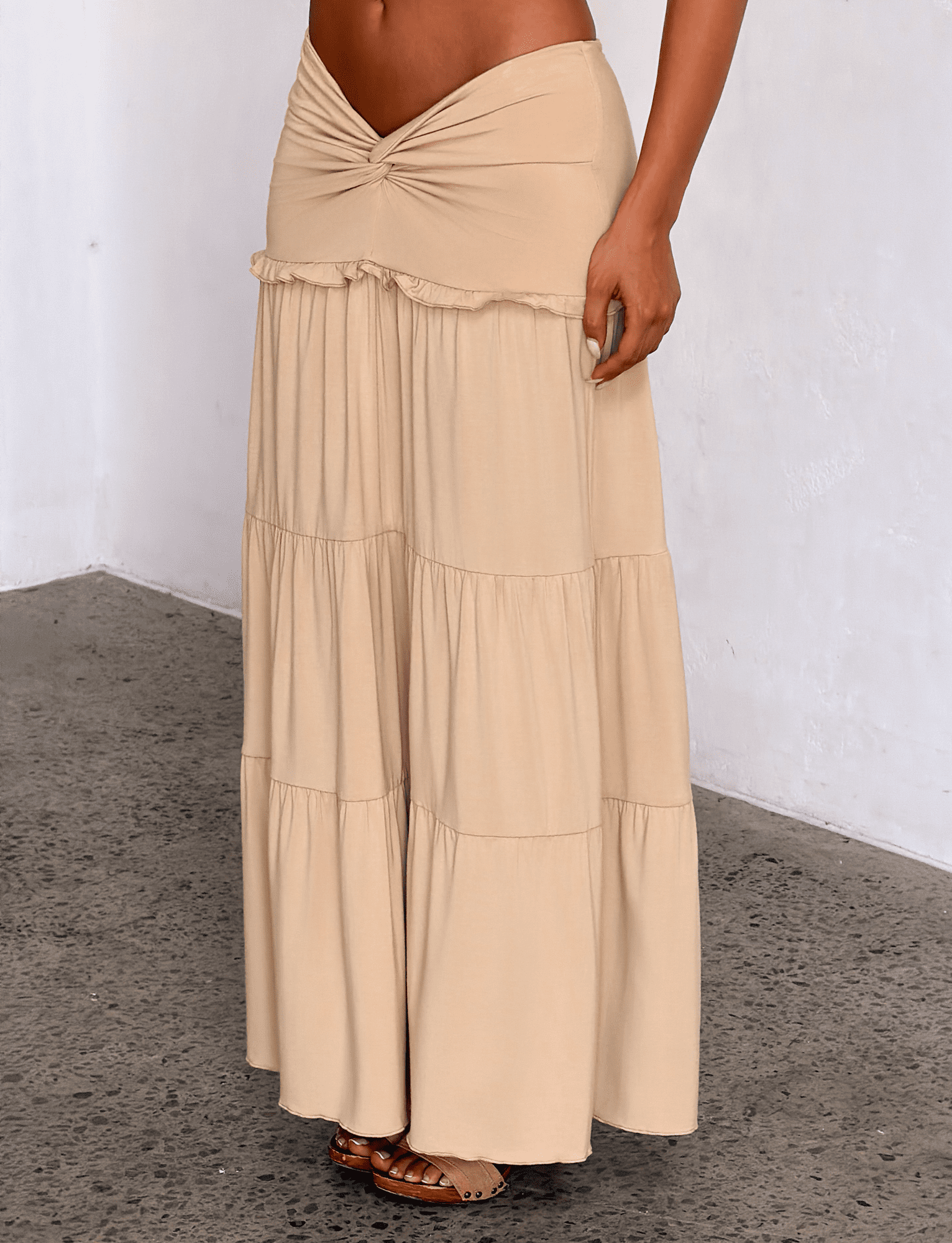 TM16755_KATYAMAXI_SKIRT_TAN_1.png