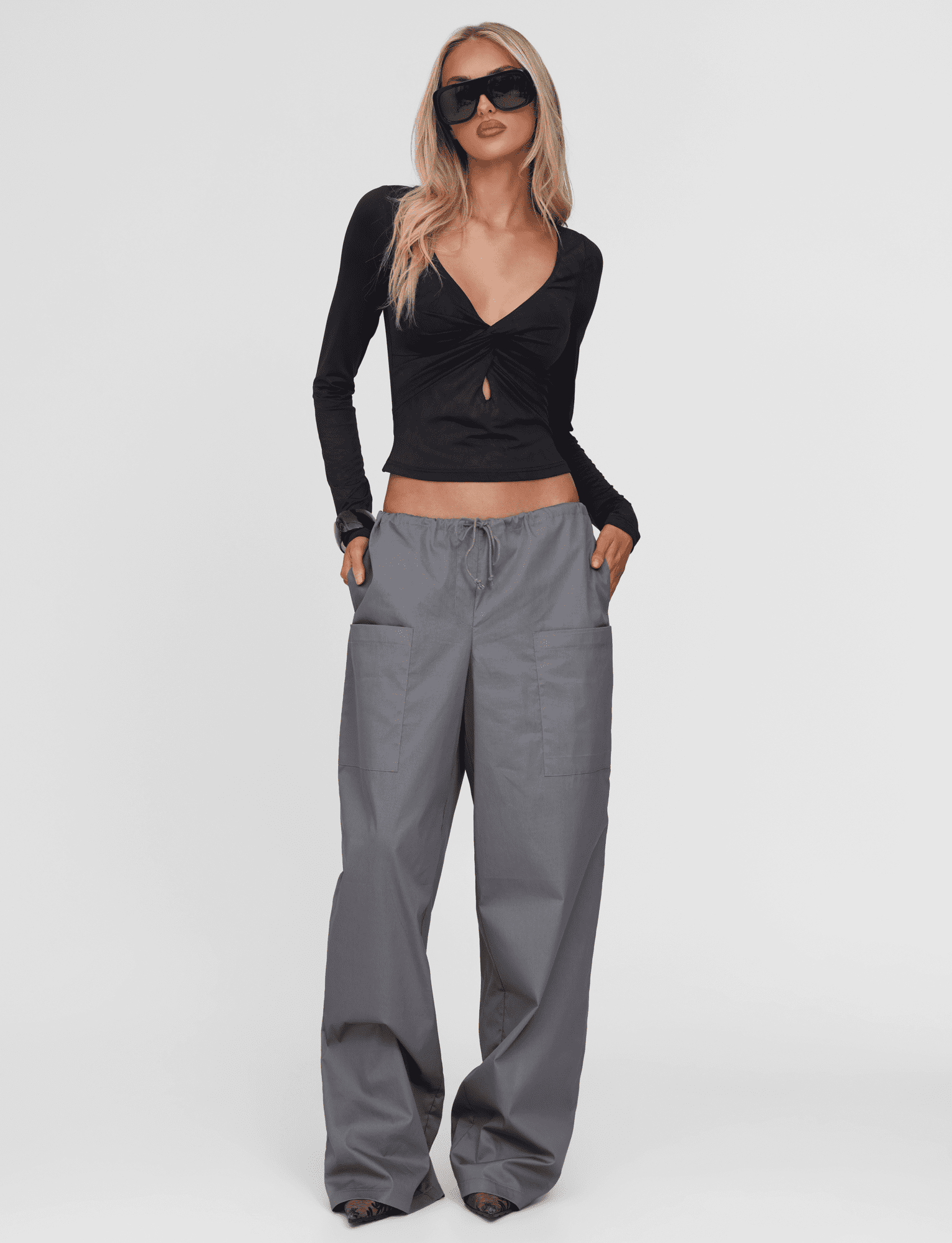 TM17456_TYSHA_PANT_CHARCOAL_2of7.png