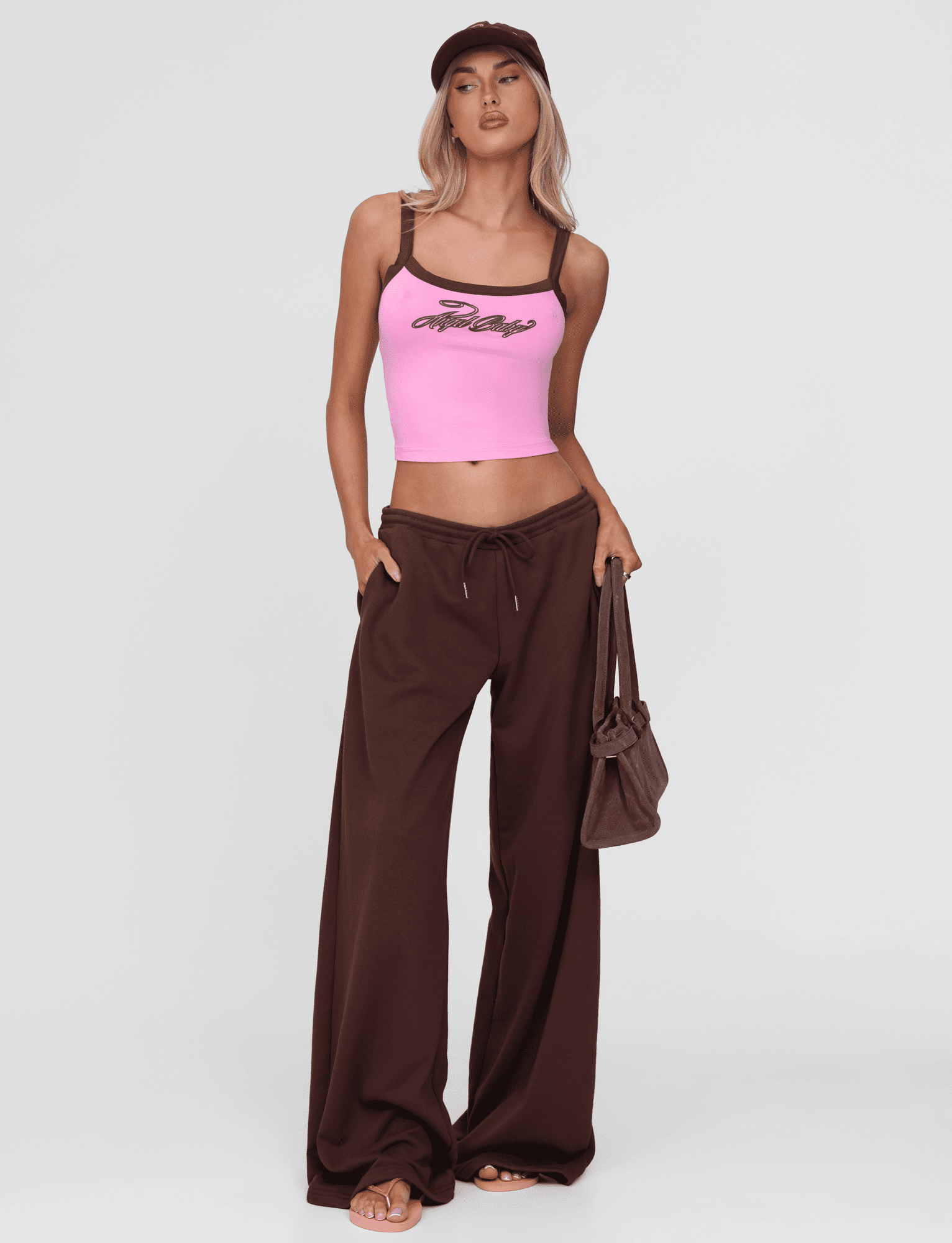 TM17470Z_MERRYN_TANK_PINK_1of8.png