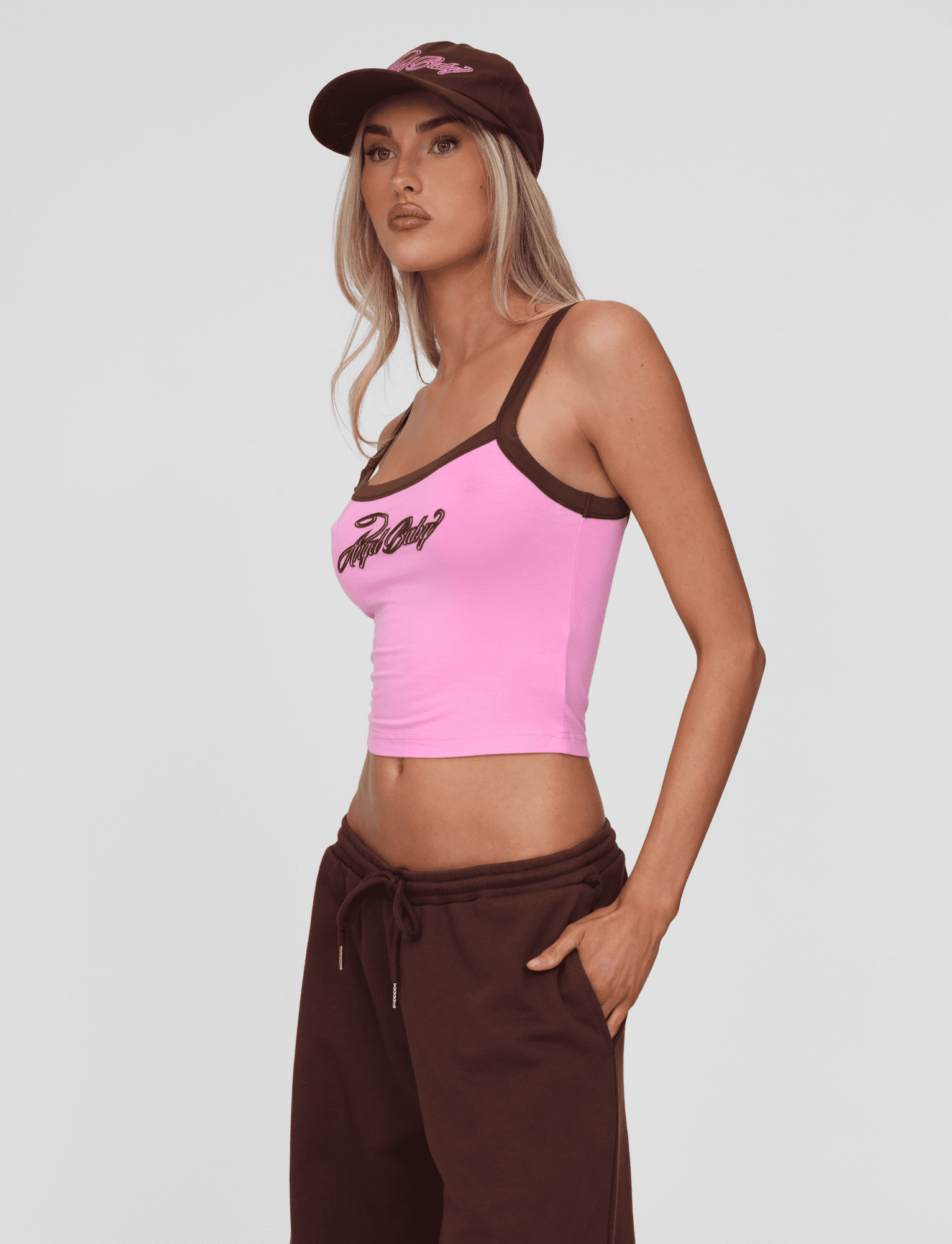 TM17470Z_MERRYN_TANK_PINK_5_of_8.png