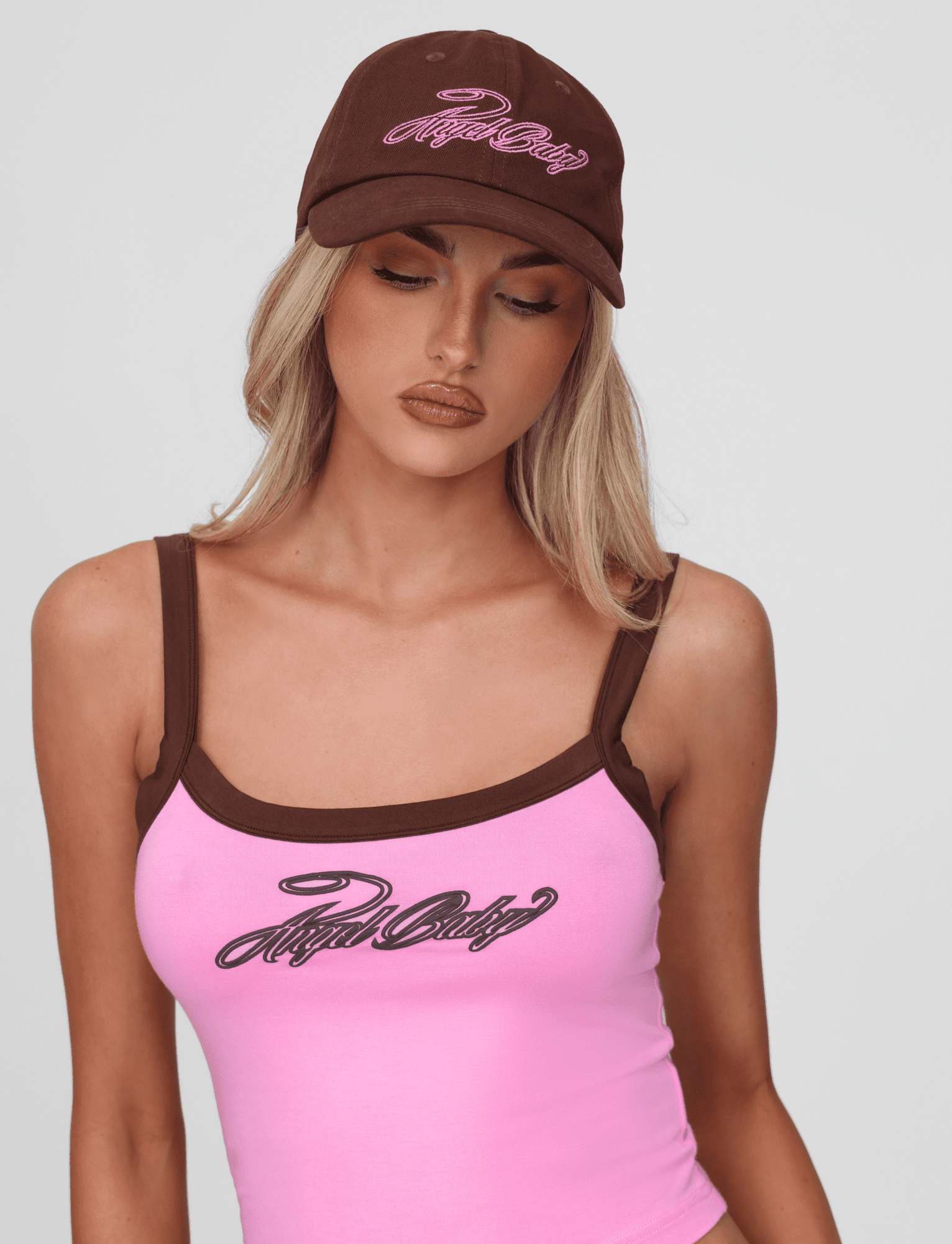 TM17471_MERRYN_CAP_CHOCOLATE_3_of_3.png