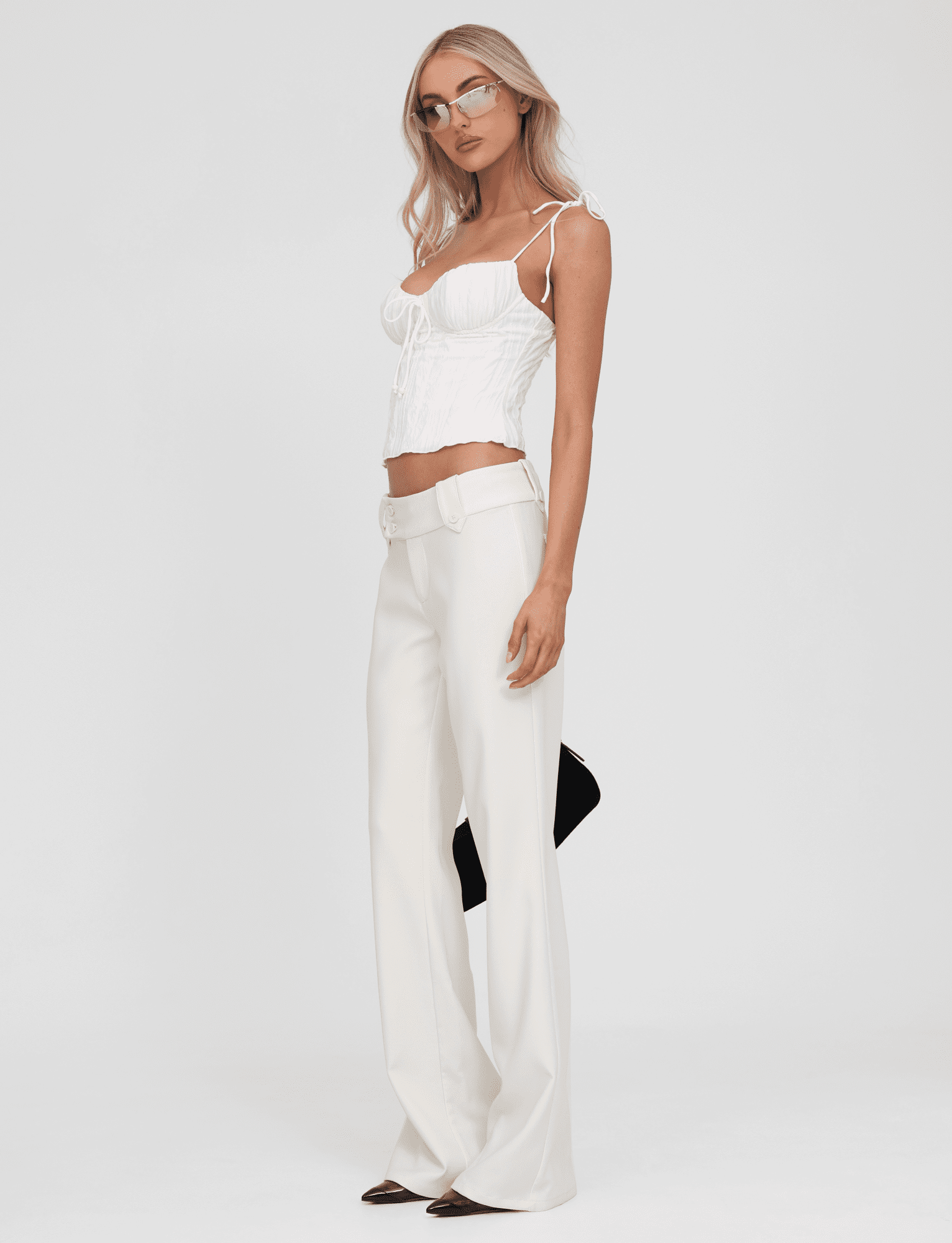 TM17717_RANIA_TOP_OFF_WHITE_3_of_10.png