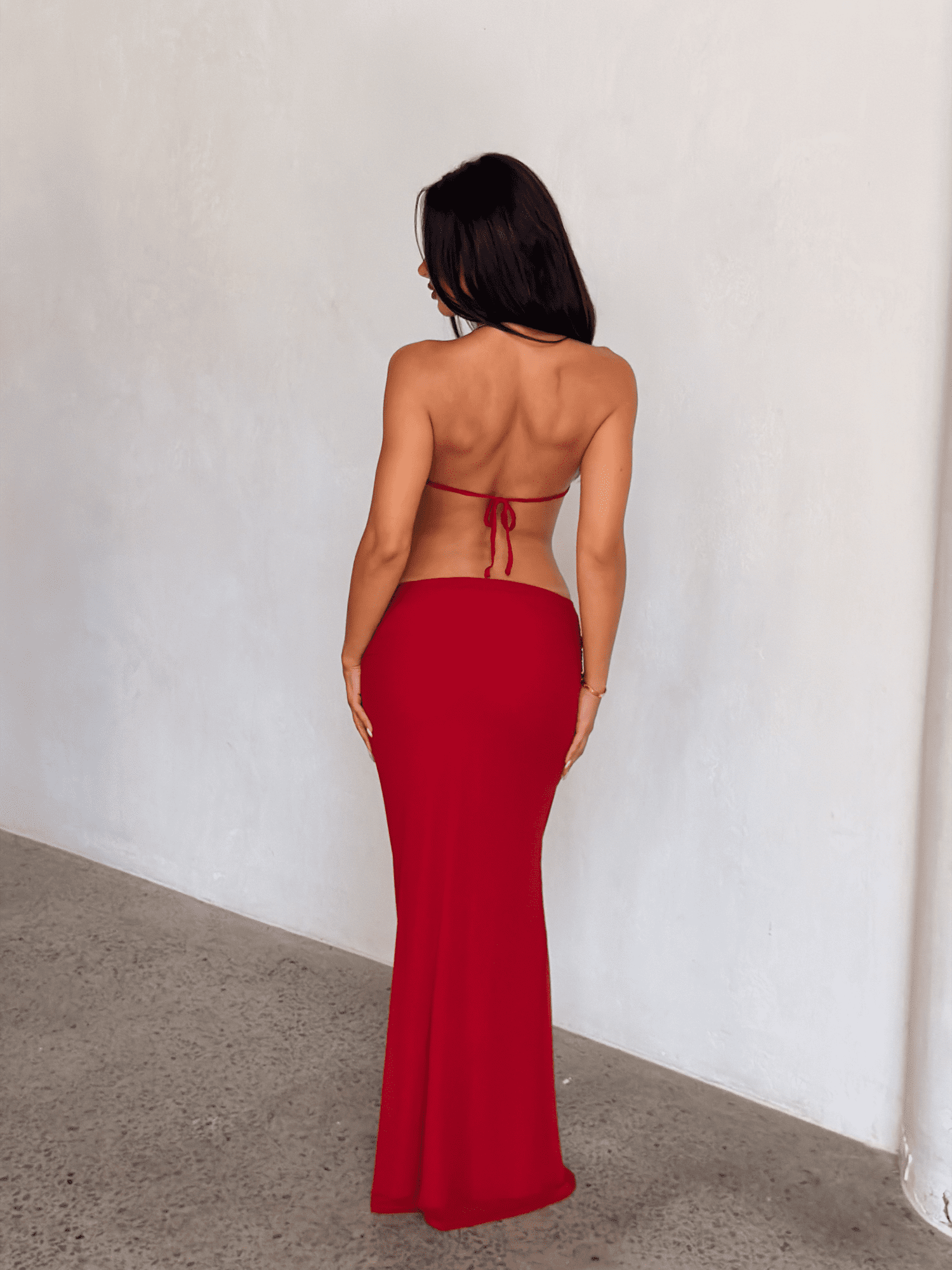 TM17764_EVANNA_MAXII_DRESS_RED_12of13_57d545f5-8ed1-438e-8e5e-b96cda18c9bd.png