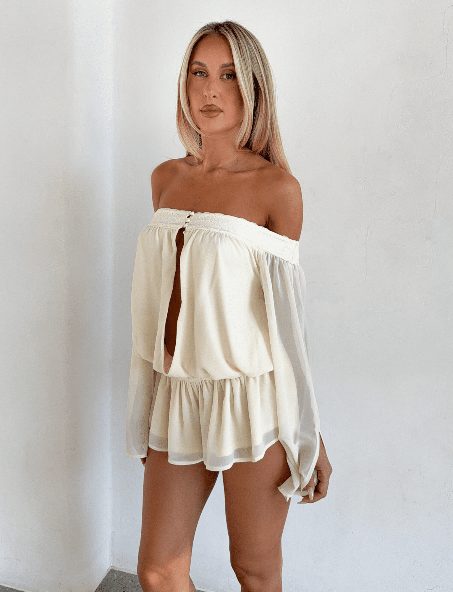 TM18072_TESSIE_PLAYSUIT_CREAM_4of6.png