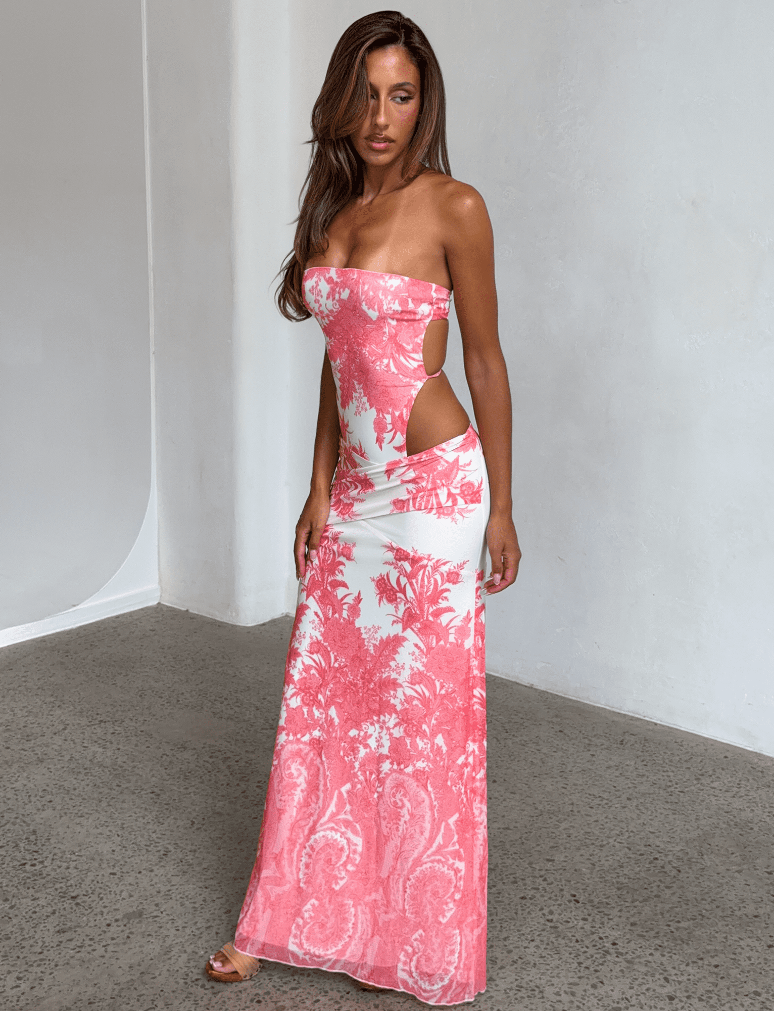 TM18710_POPPYMAXIDRESS_CORAL_8.png