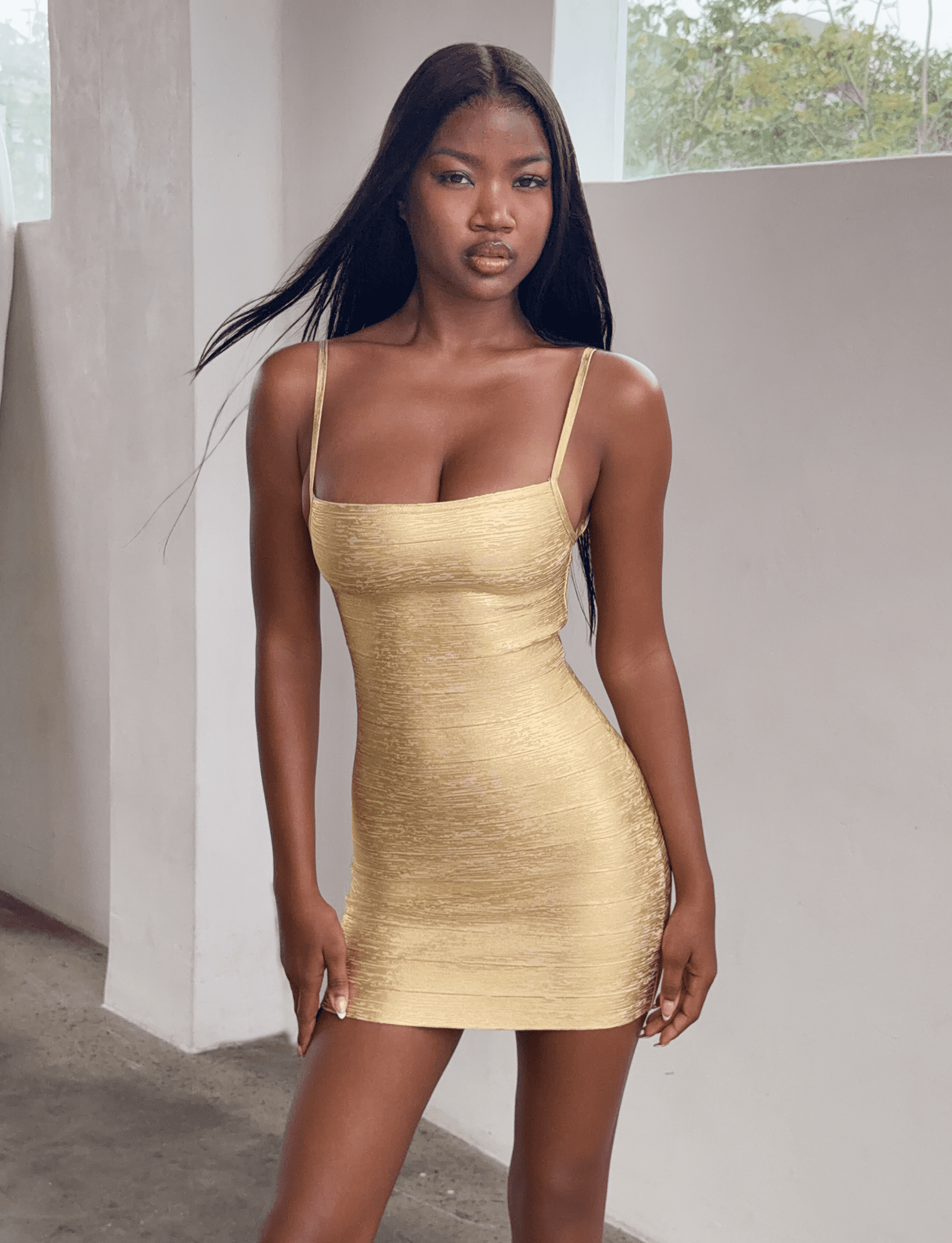 TM18814_MIDORI_BANDAGEDRESS_gold_1.png